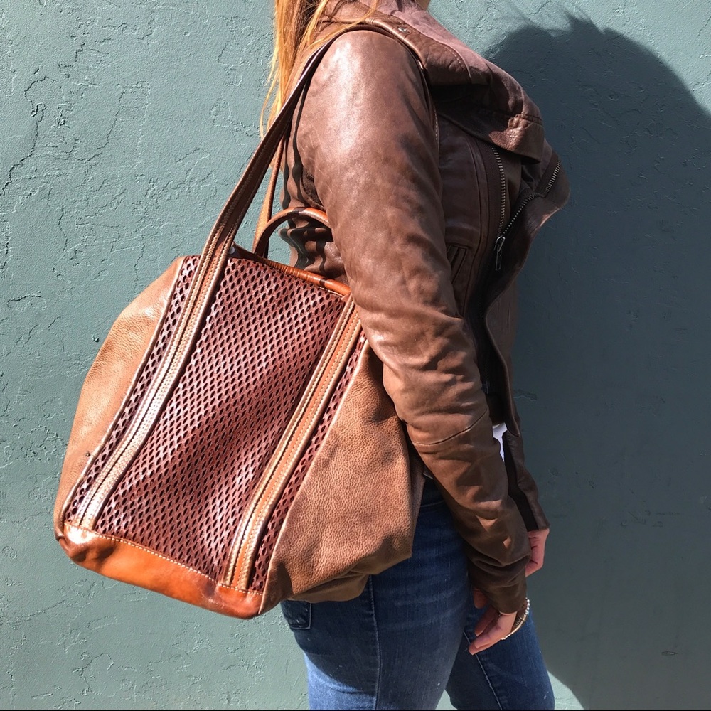 NWT Vive La Difference Italian Leather Tote